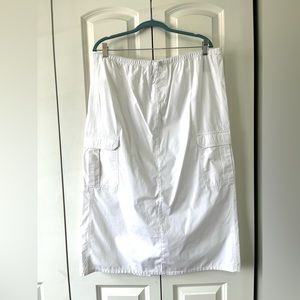 H&M white parachute cargo skirt